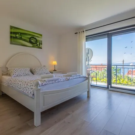 Jagic Apartment *