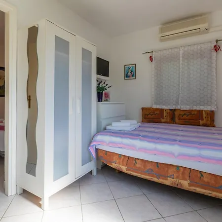 Jagic Apartment *